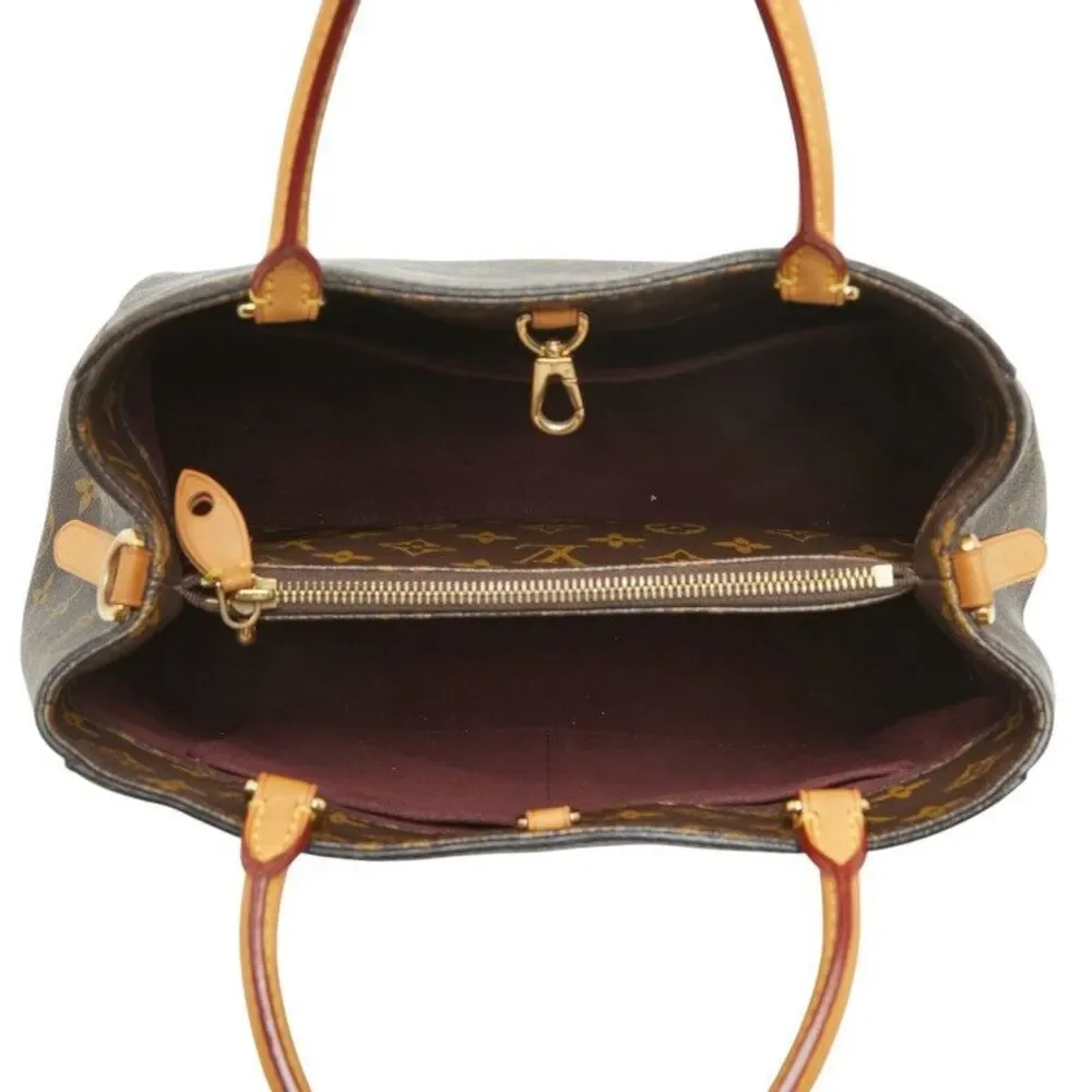 Louis Vuitton Montaigne MM Handbag